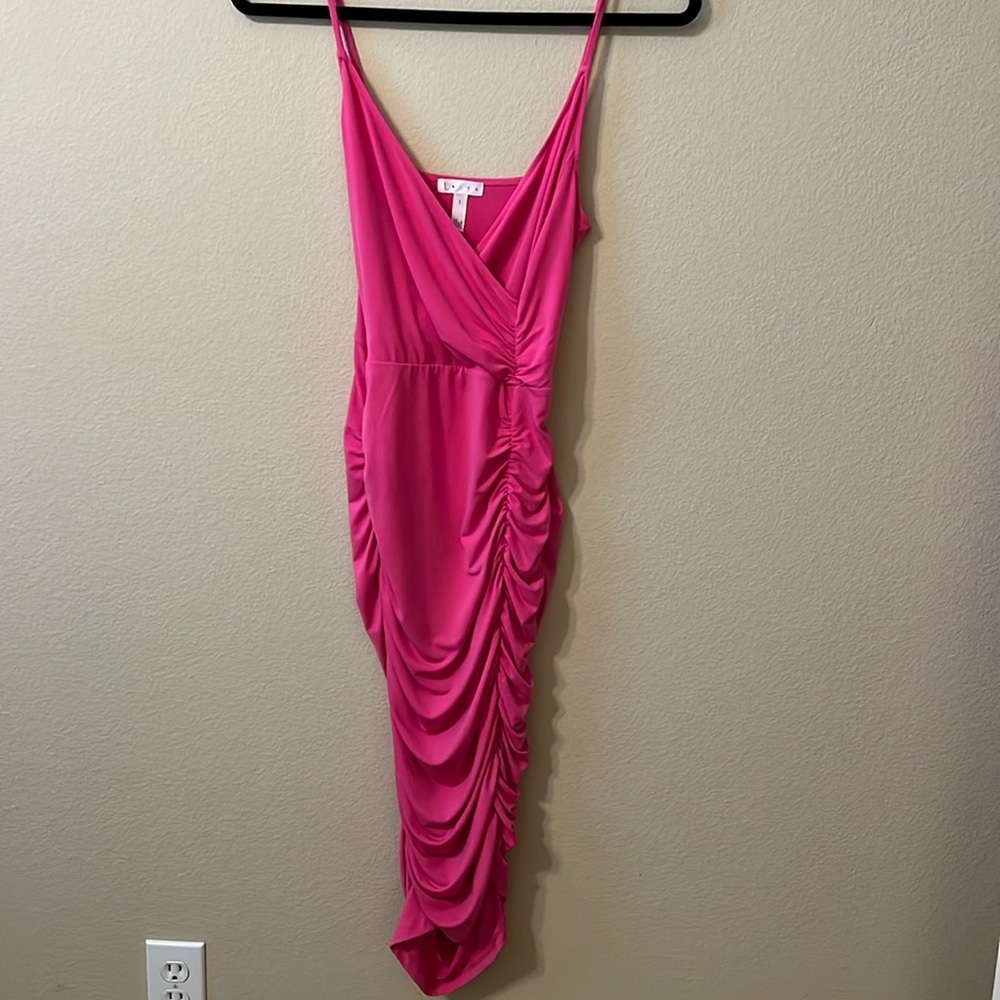 LEITH ruched midi dress